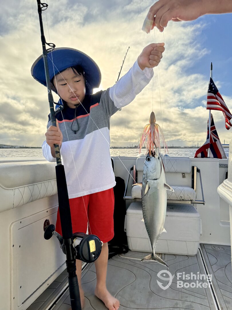 Light Tackle Fun! Skipjack Tuna off Ko Olina