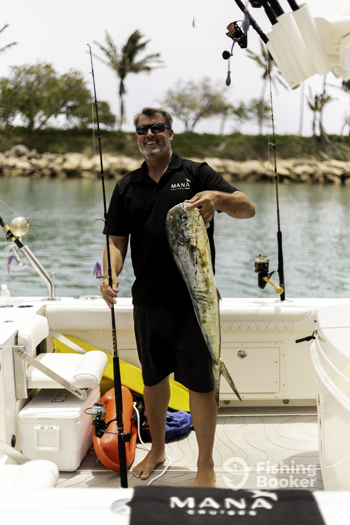 Light Tackle Mahi Mahi off Ko Olina